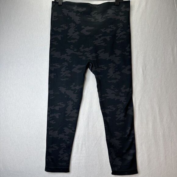 Spanx Leggings Womens 3X Camo Cropped Gray Pull On Pants Camouflage Slimming EUC - Picture 1 of 13